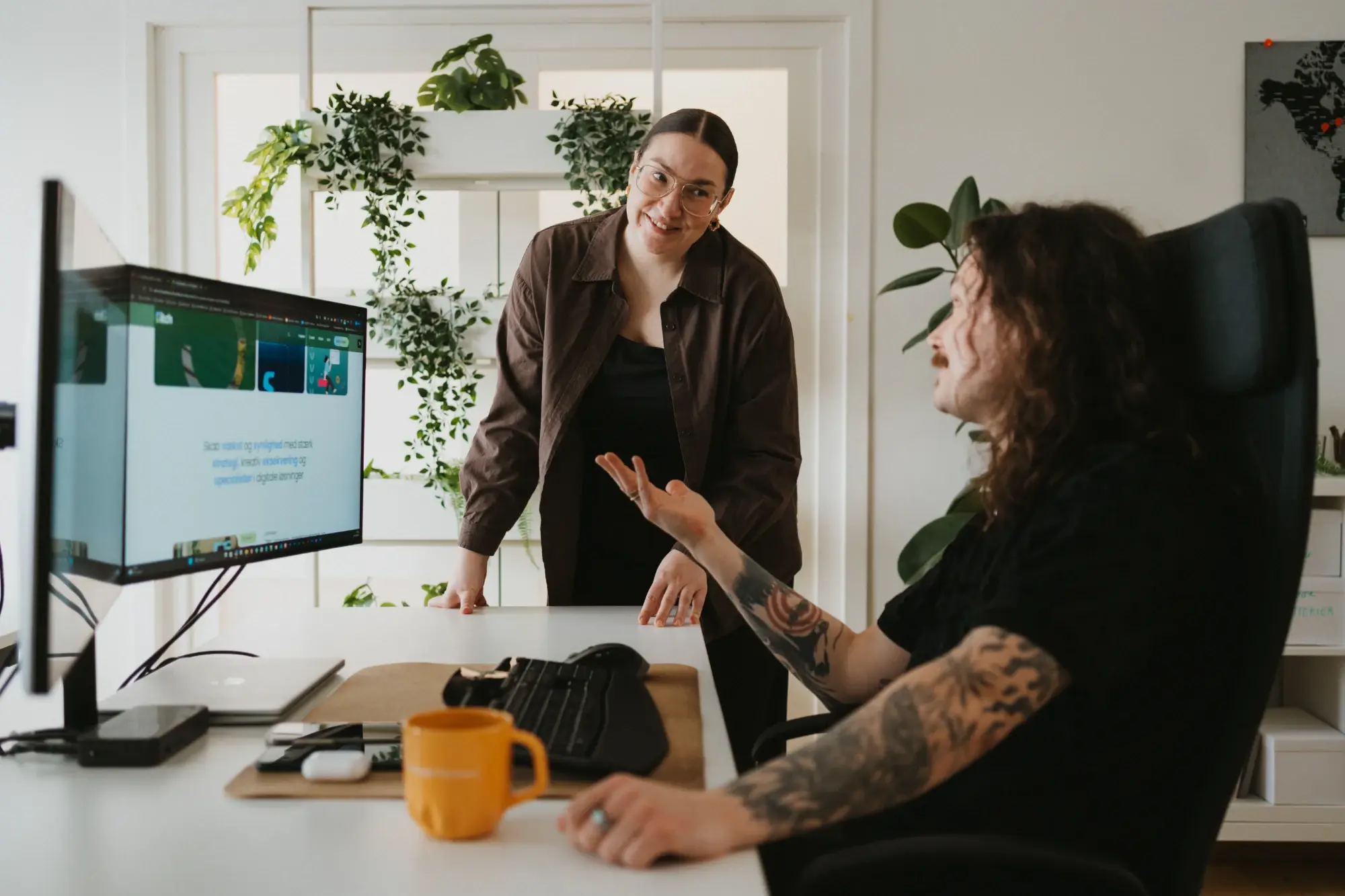 <span id="hs_cos_wrapper_name" class="hs_cos_wrapper hs_cos_wrapper_meta_field hs_cos_wrapper_type_text" style="" data-hs-cos-general-type="meta_field" data-hs-cos-type="text" >HubSpot Agents: Hvilke AI-agenter giver mest værdi i B2B?</span>